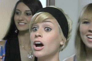 26uuu欧美性色 Porn