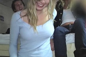 一级生性生活片 Porn