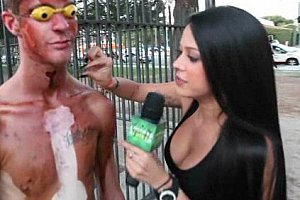 Japanesehd娇小第一次 Porn